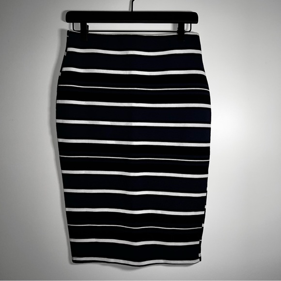 ZARA TRAFALUC collection’s stason midi skirt knit pencil - Picture 6 of 16